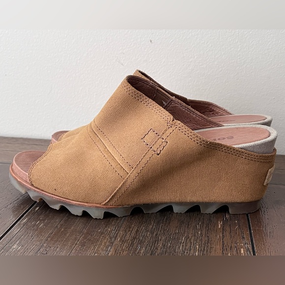 Sorel Joanie II Wedge Mule Sandals Womens size 9 - Picture 1 of 8